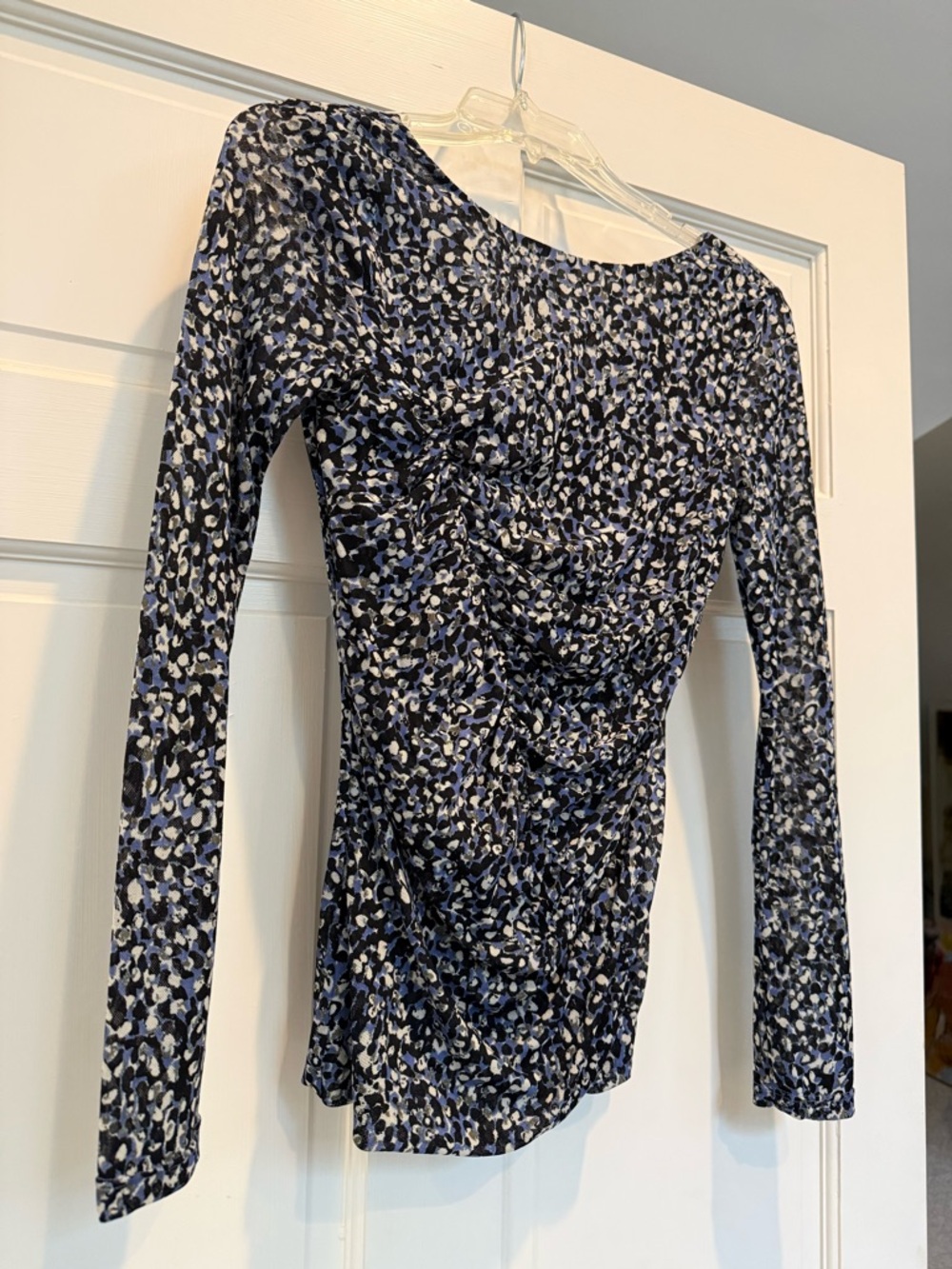 Kenneth Cole New York Navy & Black Leopard Ruched Long-Sleeve Jersey Top